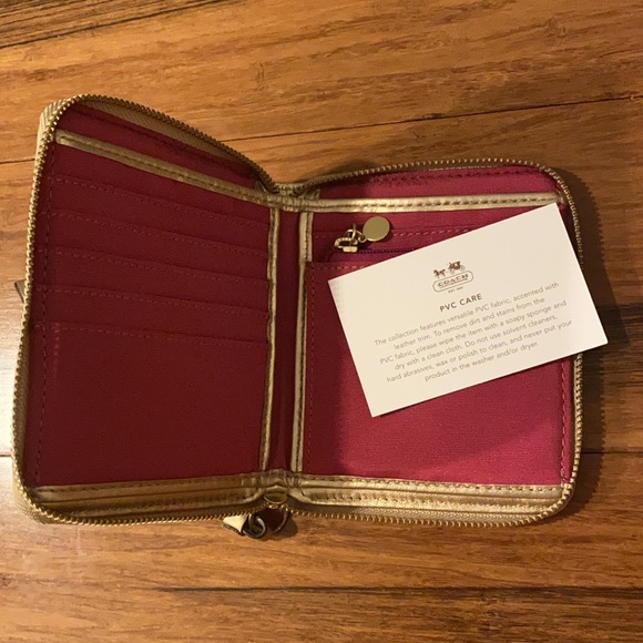 Wallet - Picture 4 of 4